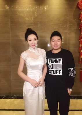 邓丽欣演出与代言合作联系指南